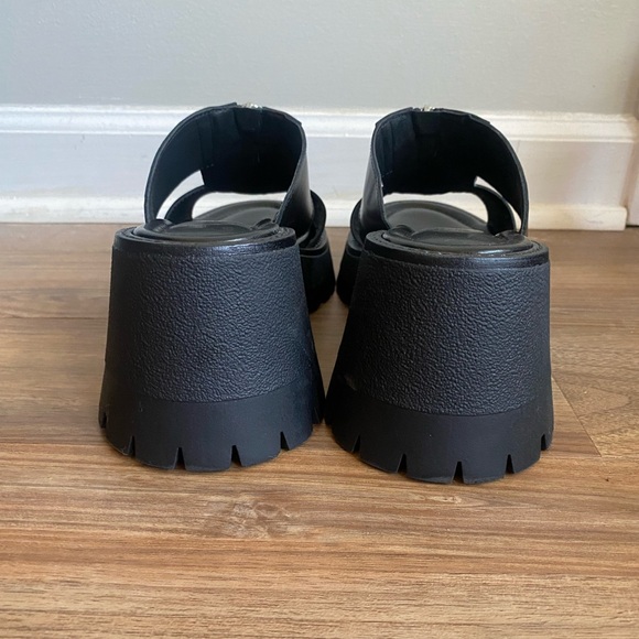 Free People Wishbone Front Zip Sandal platform Black Leather size 41 new unworn - Picture 8 of 10